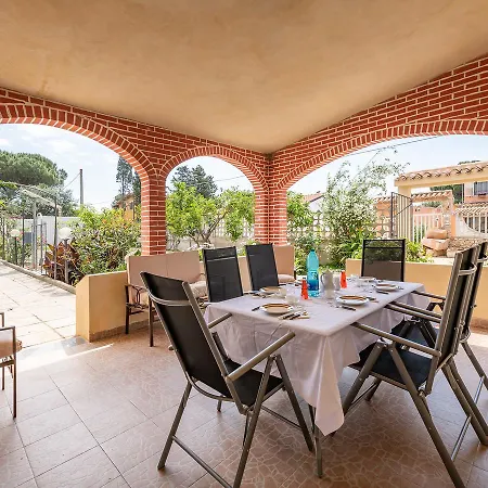 Casa Lupa Magnifica Con Giardino Вилла