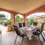 Casa Lupa Magnifica Con Giardino Vila